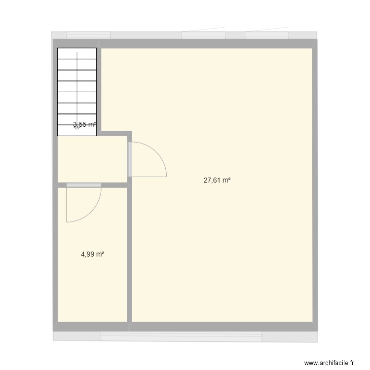 Batiment 136 avant. Plan de 24 pièces et 260 m2