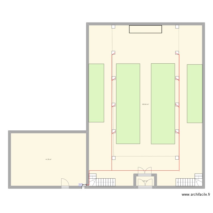 Temple Saintes. Plan de 3 pièces et 248 m2