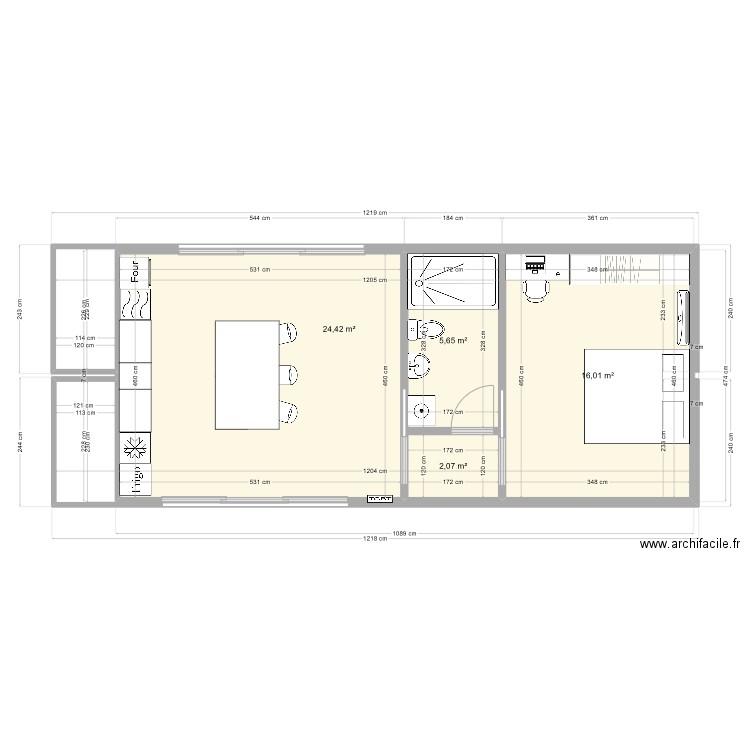 2hc 40 pieds. Plan de 4 pièces et 48 m2