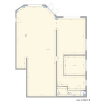 Magasin vide coté