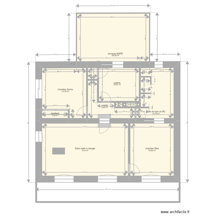 Appartement etage UMIA avec cotes 1/65. Plan de 10 pièces et 115 m2