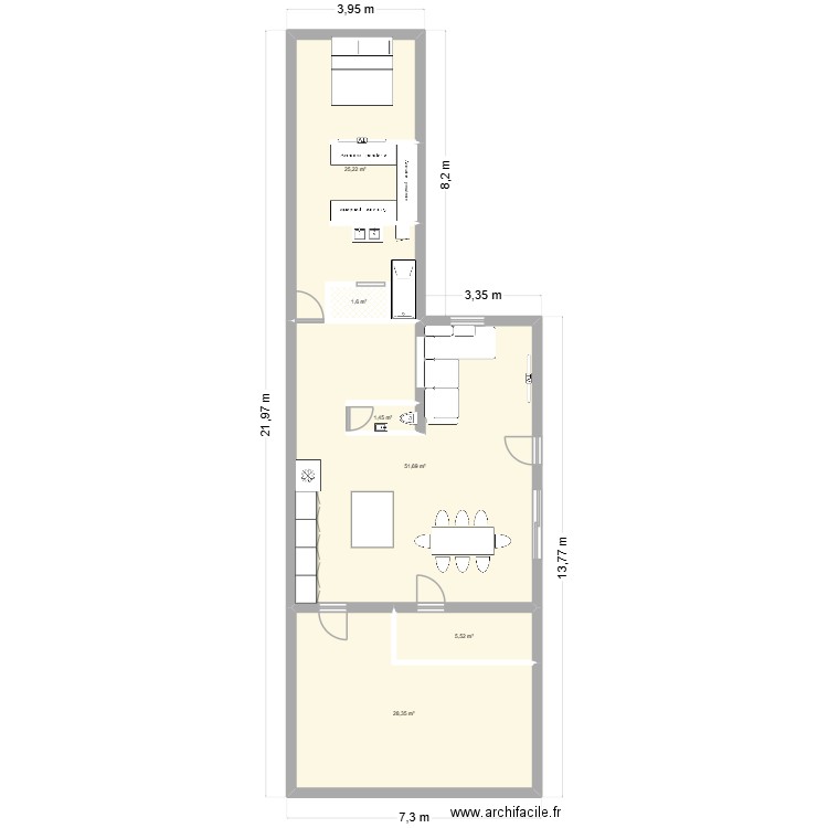 Maison. Plan de 6 pièces et 114 m2