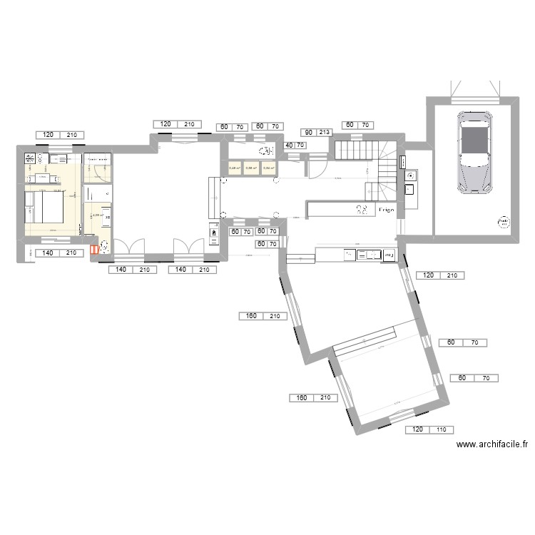 BANDOL RDC Test studio4. Plan de 5 pièces et 19 m2