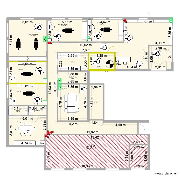 cabinet enfant. Plan de 17 pièces et 302 m2
