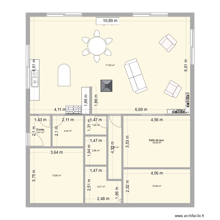 Plan maison sur 2 niveaux. Plan de 10 pièces et 134 m2