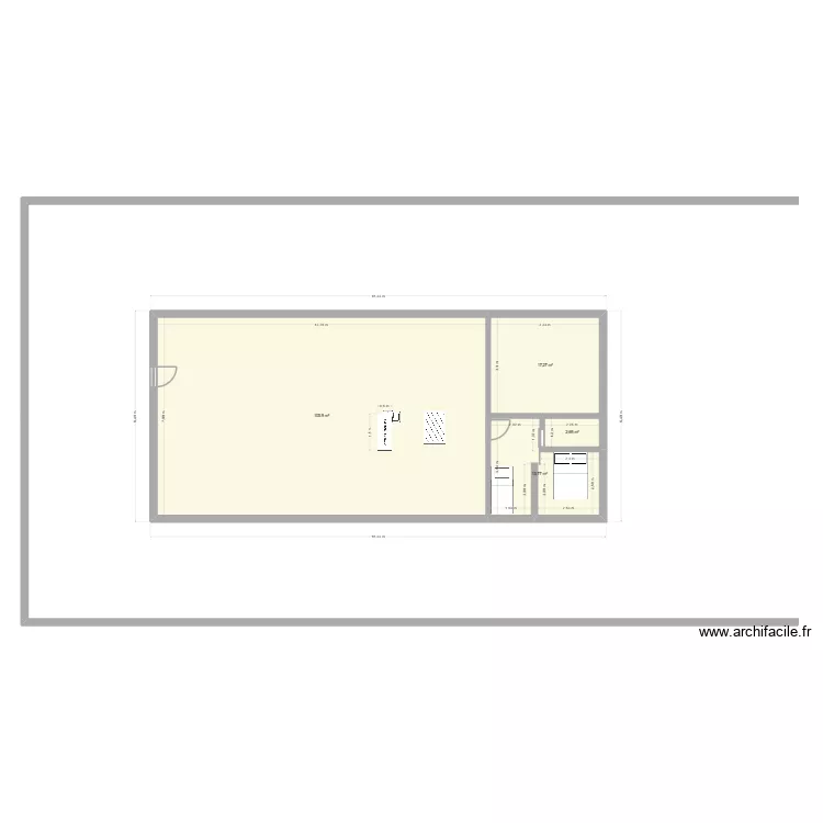 AUBERGE. Plan de 4  et 140 m²