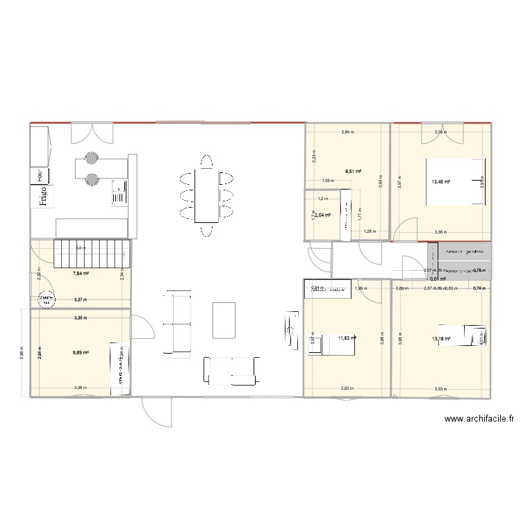 plan maison. Plan de 8 pièces et 67 m2