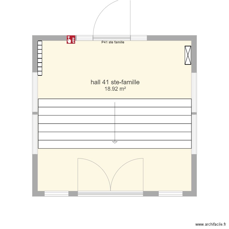 hall 41 Ste Famille. Plan de 0 pièce et 0 m2