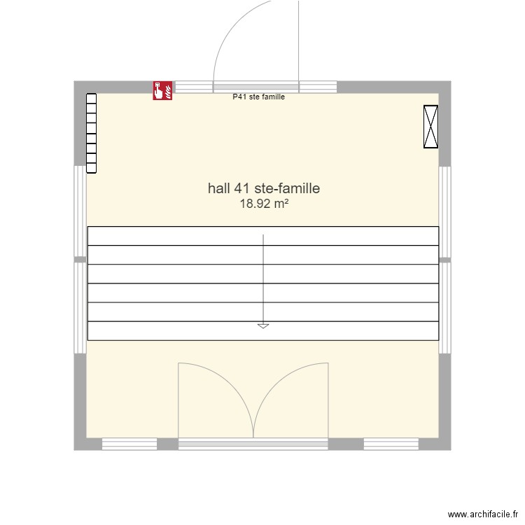 hall 41 Ste Famille. Plan de 0 pièce et 0 m2