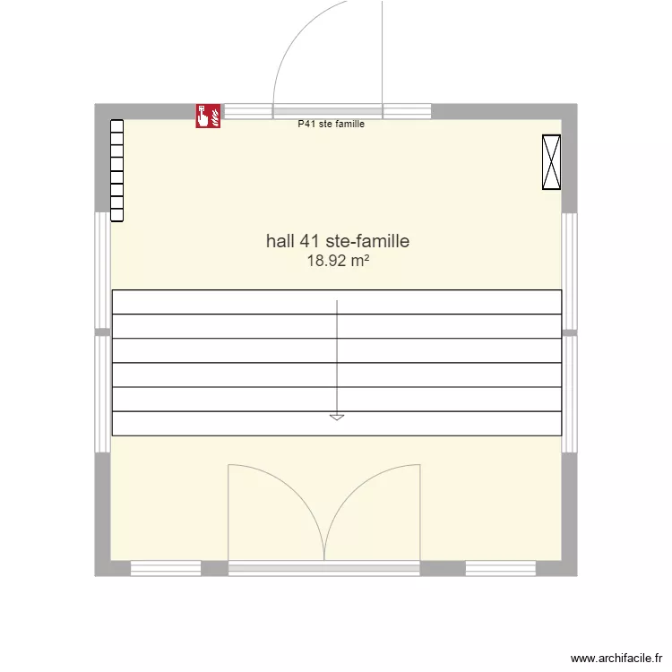 hall 41 Ste Famille. Plan de 