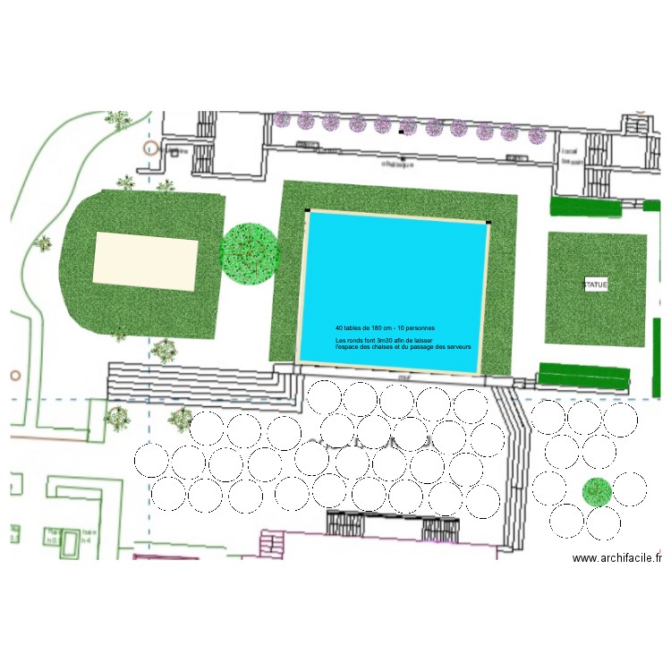 Cour d'honneur et piscine. Plan de 0 pièce et 0 m2