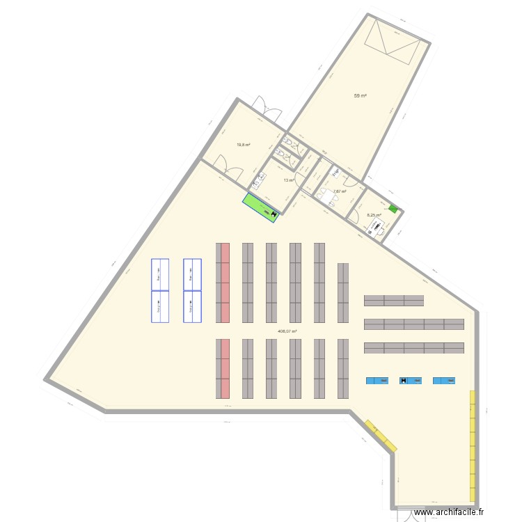 Moulins. Plan de 8 pièces et 517 m2