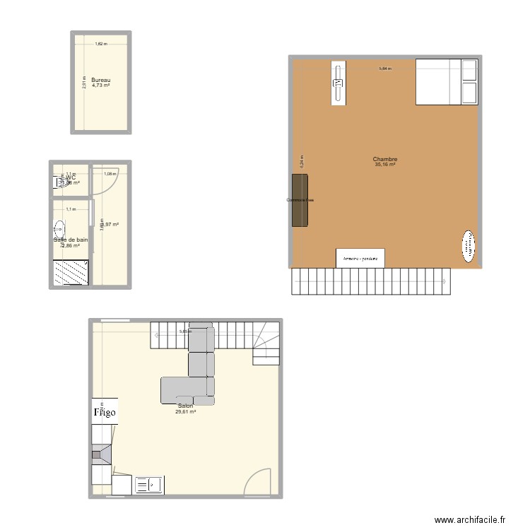 LRDV. Plan de 6 pièces et 77 m2