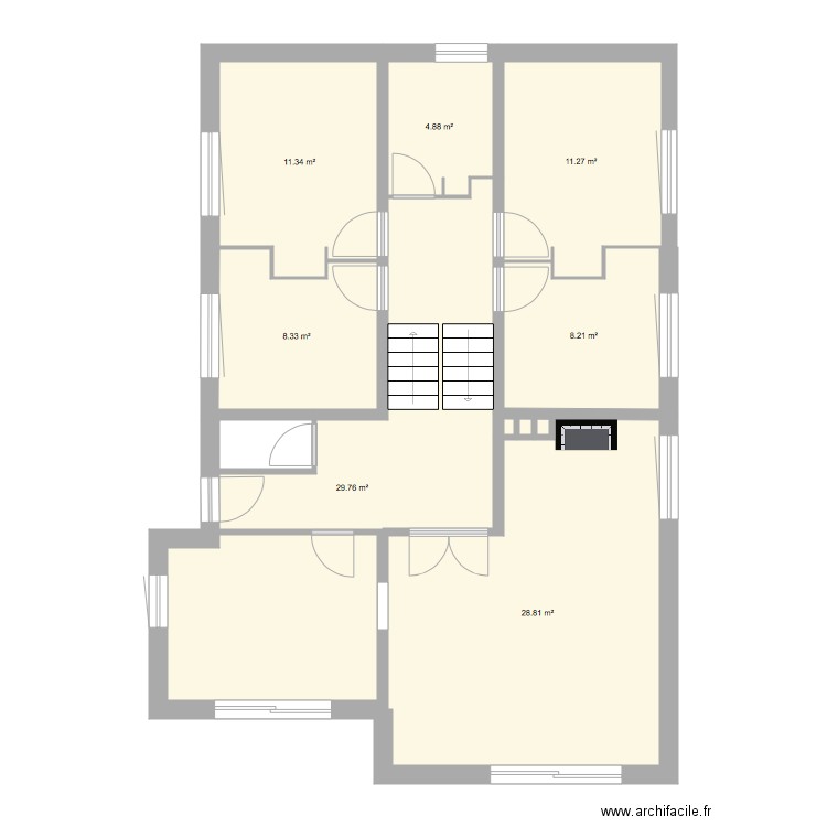 Maison Aluze RDC et demi étage . Plan de 0 pièce et 0 m2