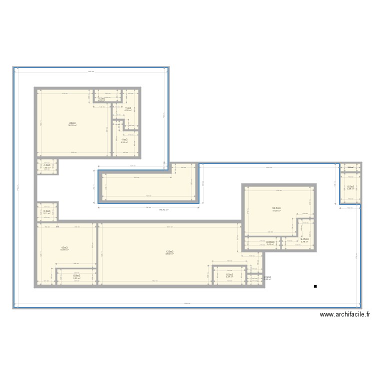 Permsub master. Plan de 18 pièces et 494 m2