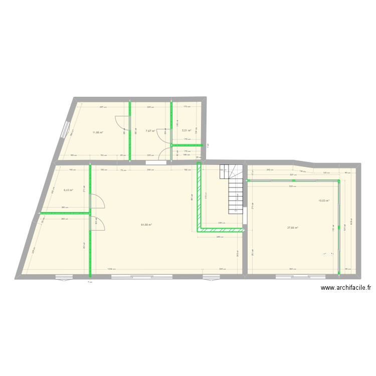 GIE ancien bureau. Plan de 7 pièces et 134 m2