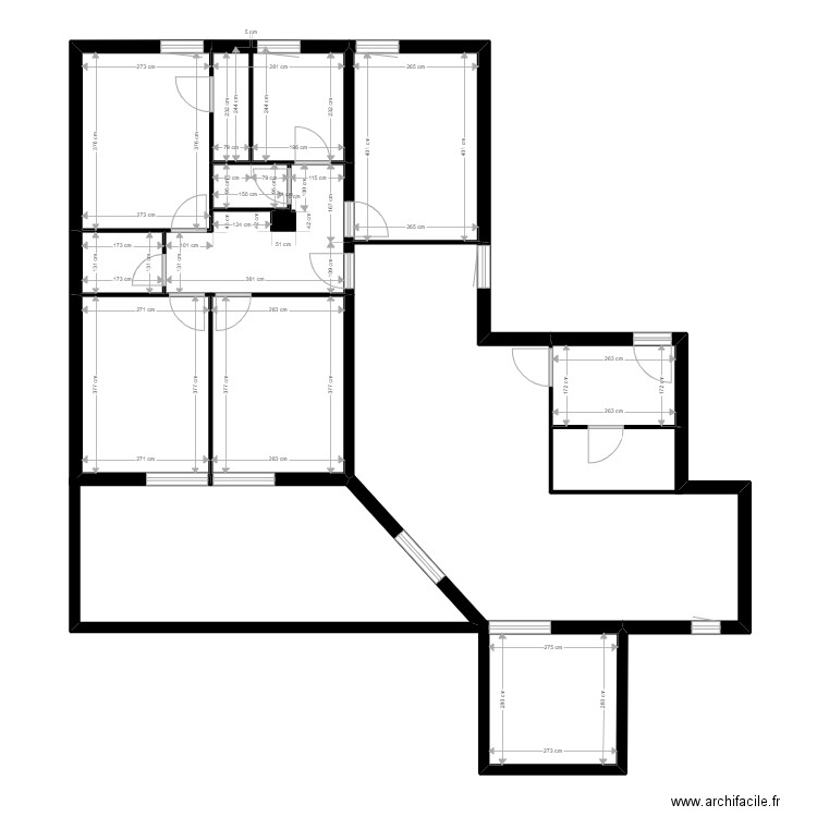 Albon dah. Plan de 10 pièces et 71 m2