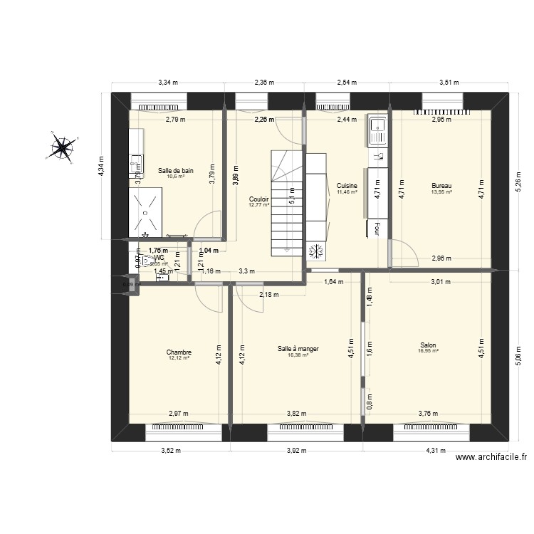 Maison R+1. Plan de 9 pièces et 96 m2