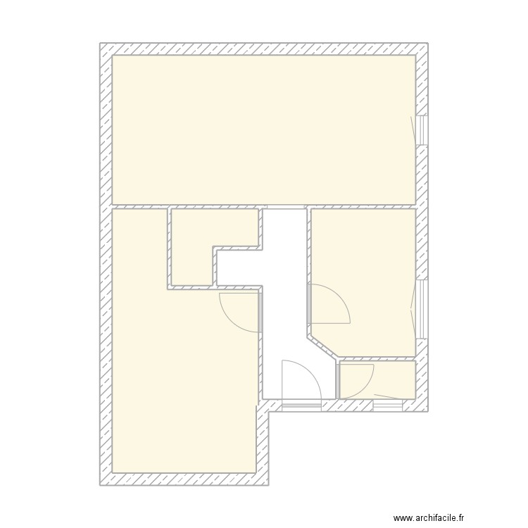 E220187. Plan de 5 pièces et 42 m2