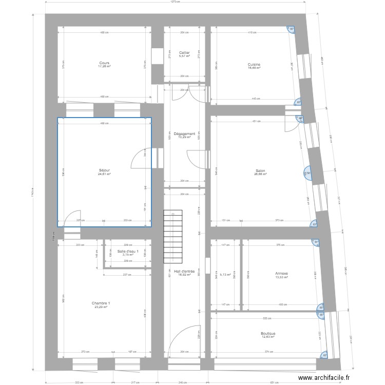 Saint Fulgent RDC. Plan de 12 pièces et 176 m2