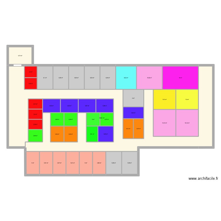 pior velho loja. 3. Plan de 44 pièces et 329 m2