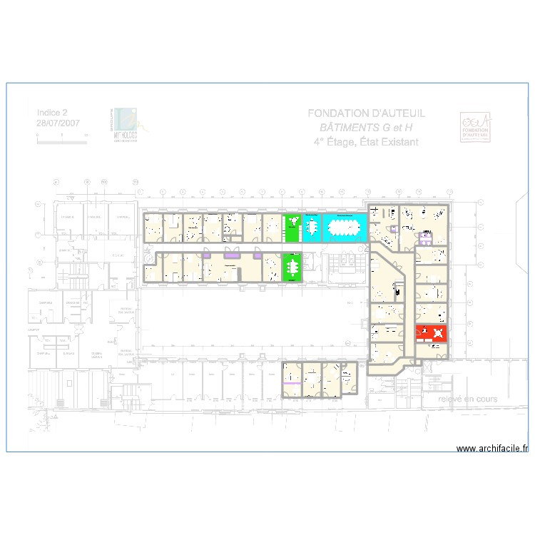 Dir. Int. Plan de 38 pièces et 472 m2