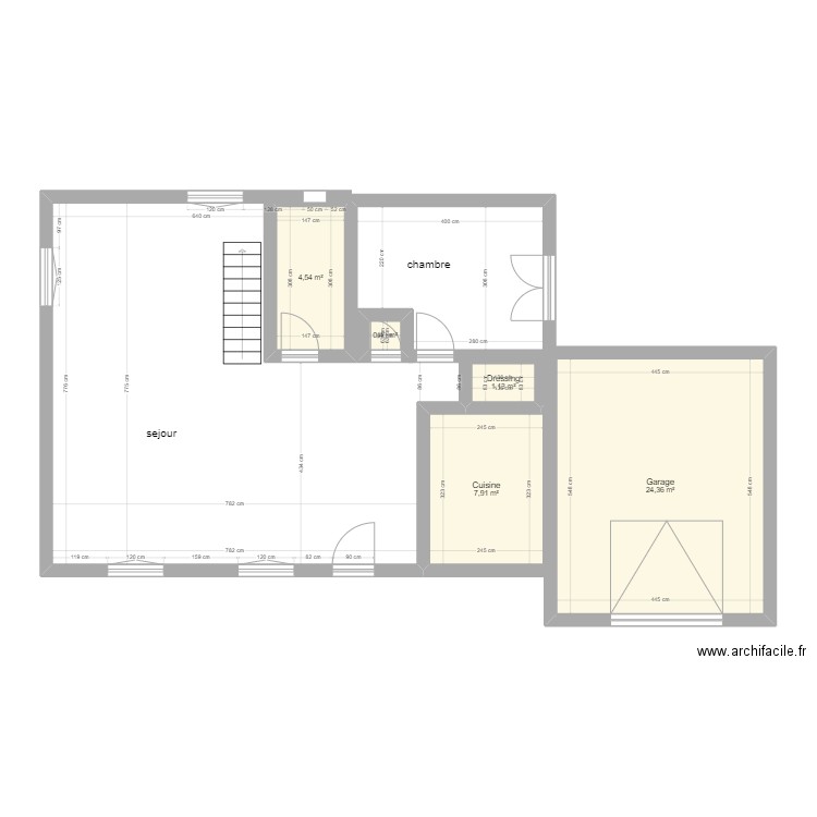 lafare . Plan de 10 pièces et 71 m2