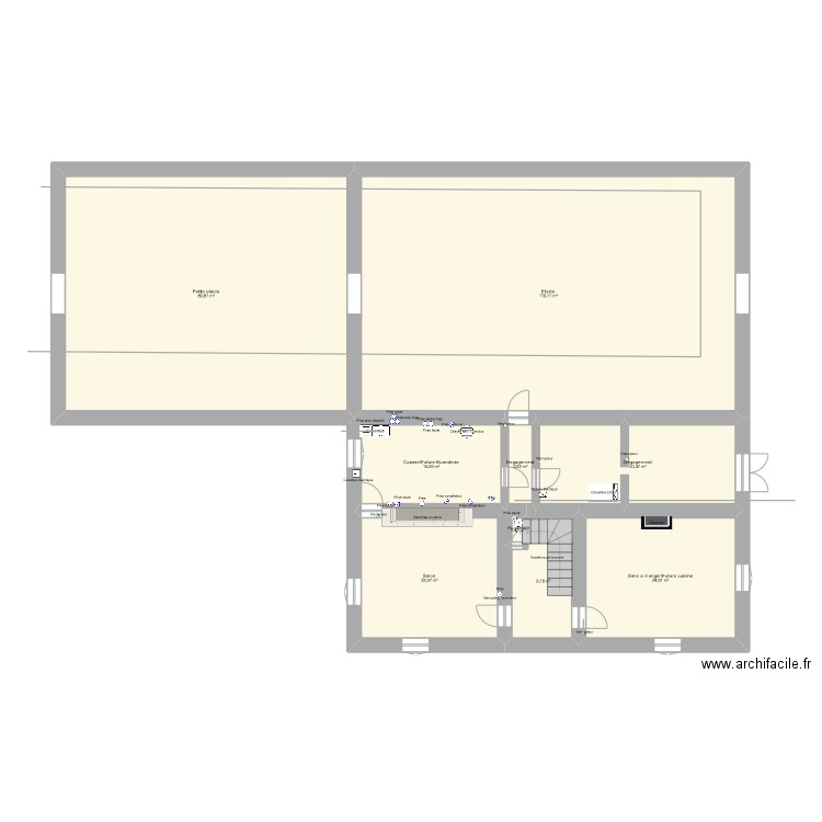 Estramiac La Banle RDC. Plan de 9 pièces et 304 m2