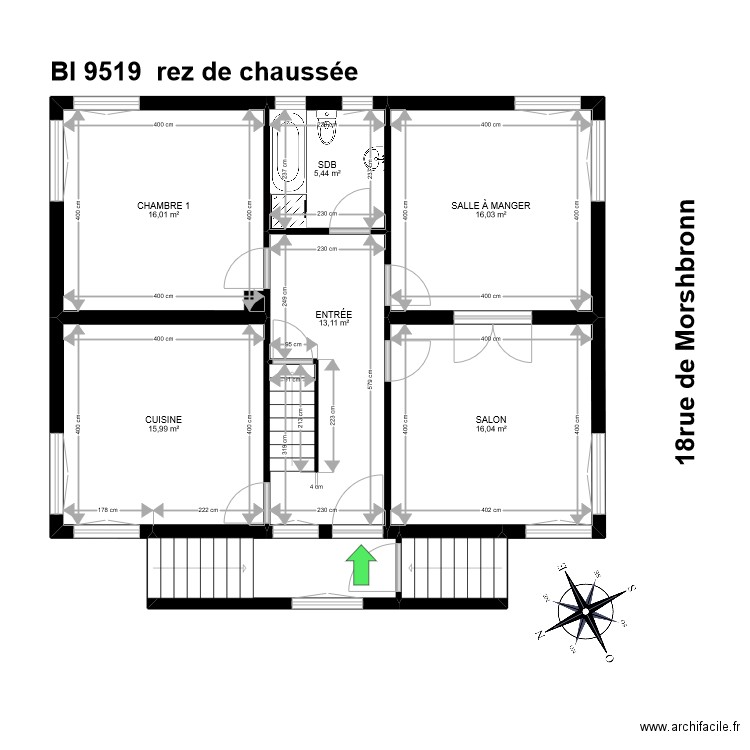 BI 9519. Plan de 34 pièces et 560 m2