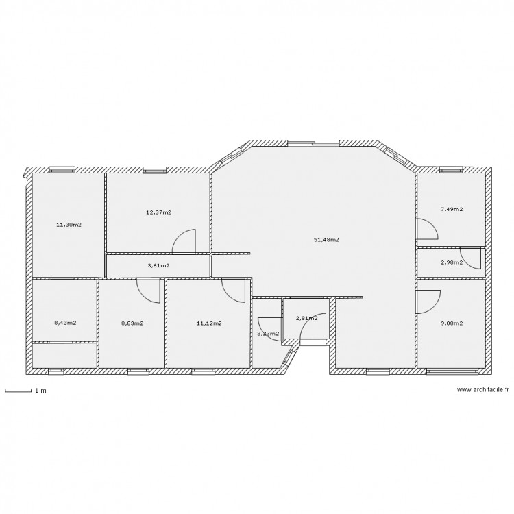 bow window. Plan de 0 pièce et 0 m2