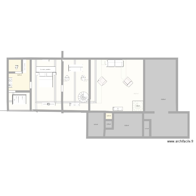 etage fini. Plan de 18 pièces et 256 m2