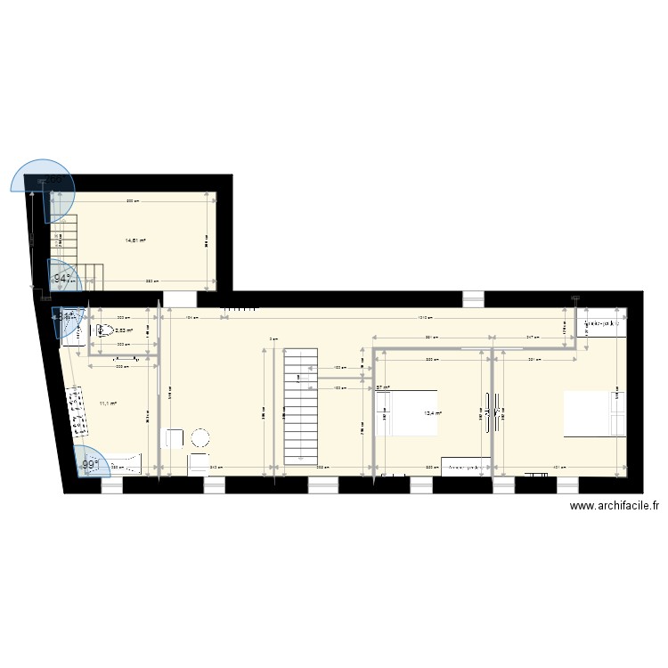 RIALLAND. Plan de 5 pièces et 99 m2