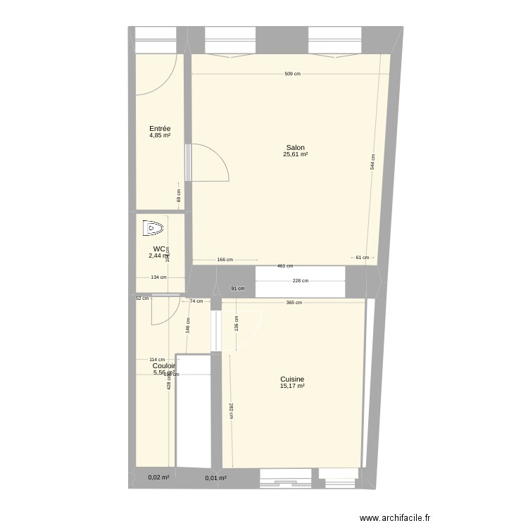 general bas. Plan de 9 pièces et 57 m2