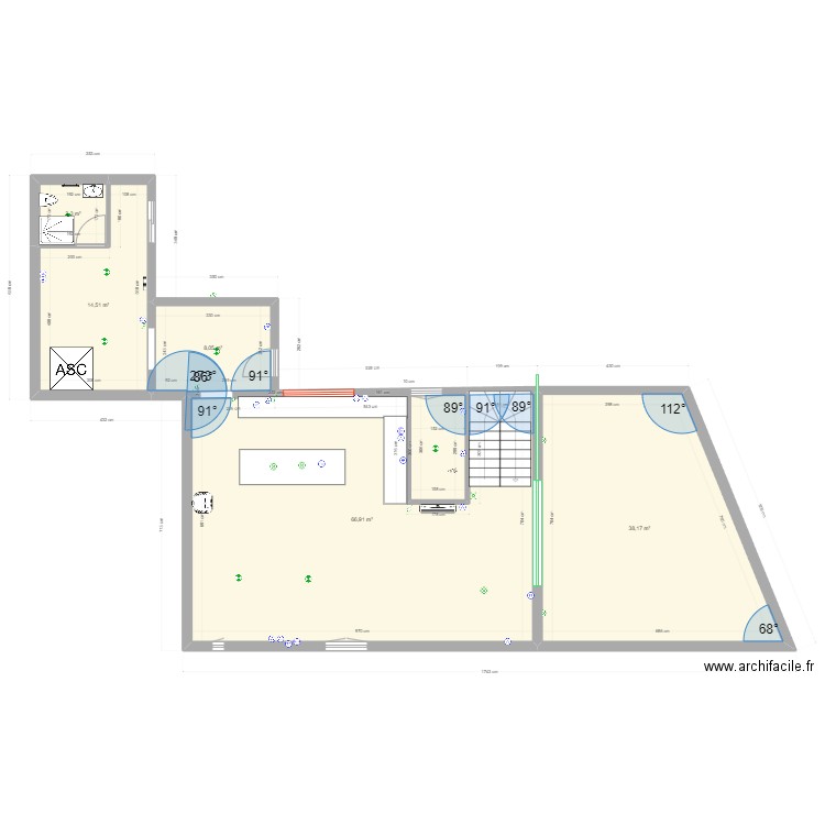 r+2 fin. Plan de 5 pièces et 131 m2