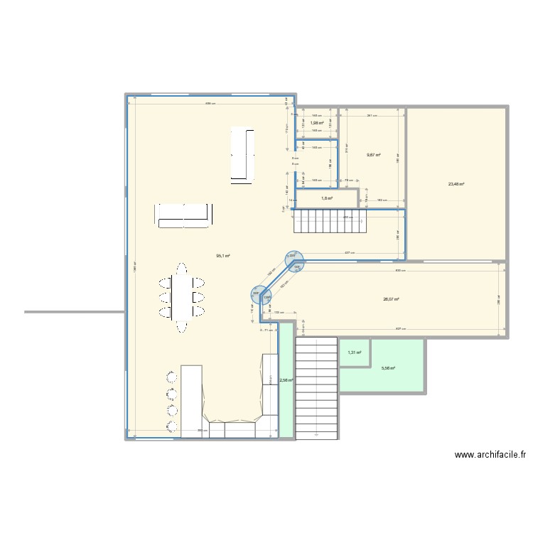 House dream. Plan de 9 pièces et 168 m2