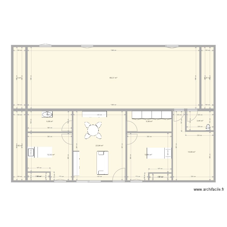 essai 1. Plan de 13 pièces et 166 m2