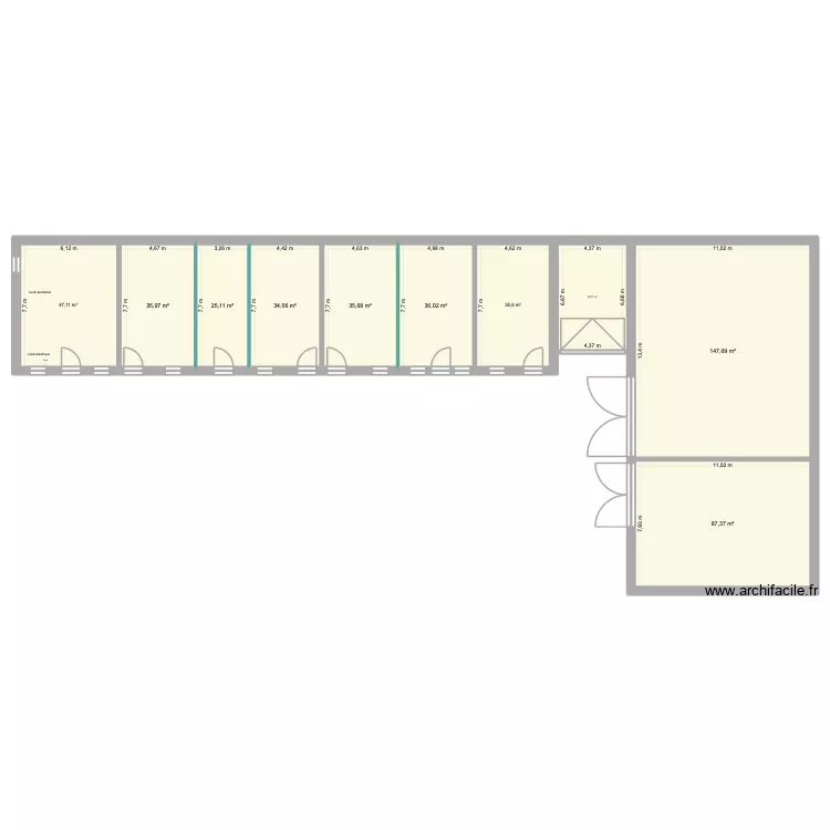 corps de ferme avec nouvelle cloisons et grange et box sch&eacute;ma electrique. Plan de 10  et 514 m²