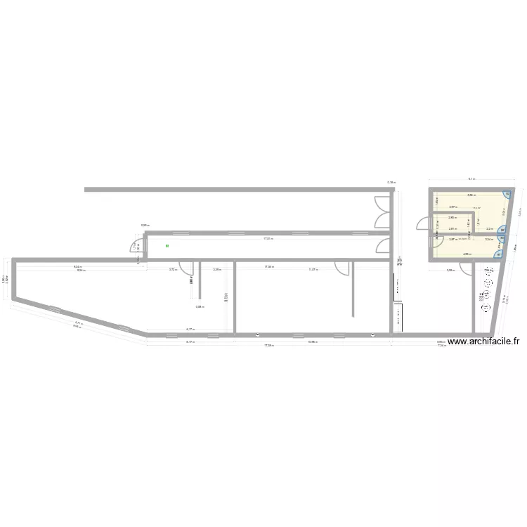 vestiaires. Plan de 2  et 24 m²