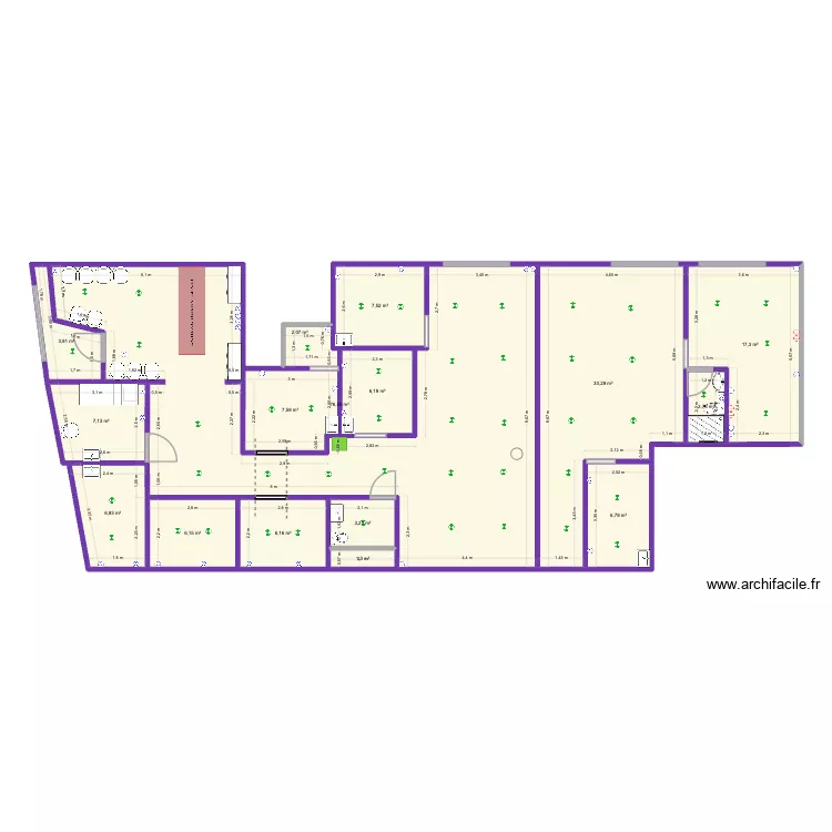 ERP. Plan de 16  et 195 m²