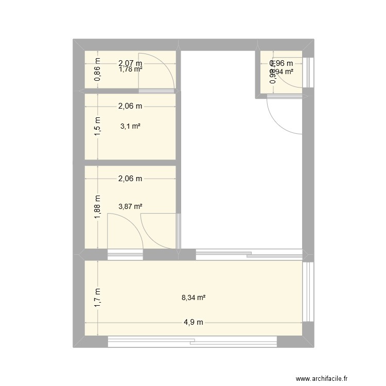Barcares. Plan de 5 pièces et 18 m2
