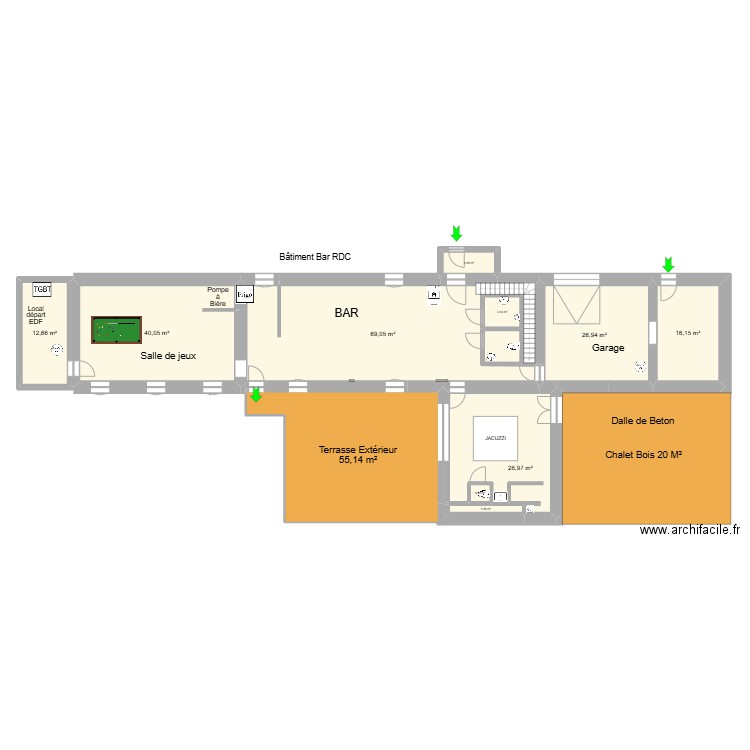Bar Maison. Plan de 22 pièces et 431 m2
