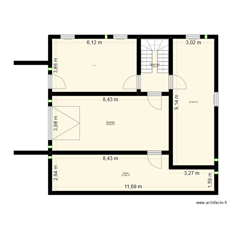 Sous-sol -  Maçonnerie / Placo. Plan de 5 pièces et 120 m2