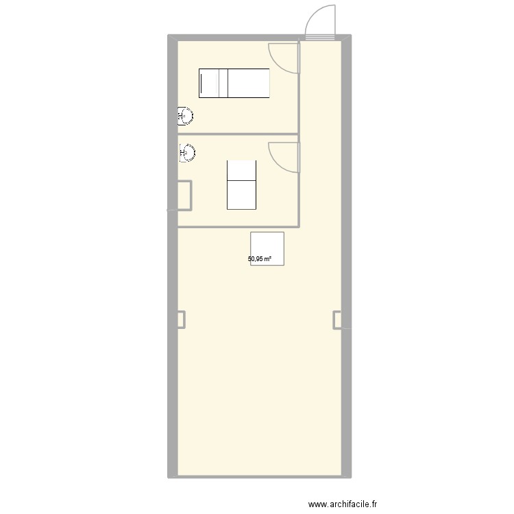 RDC SHOP. Plan de 1 pièce et 51 m2