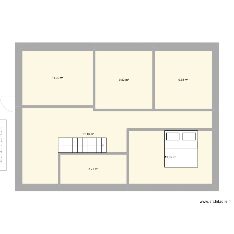 mais tp. Plan de 9 pièces et 143 m2