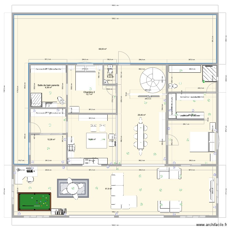 maison PK11 rénov finale dressing1Cnu. Plan de 9 pièces et 241 m2