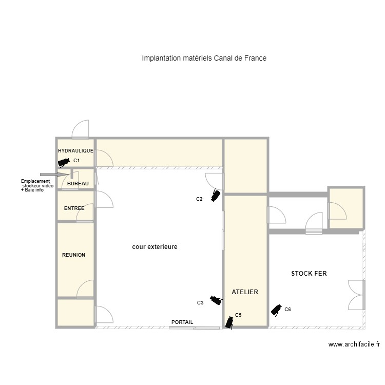 VNF caméras. Plan de 9 pièces et 43 m2