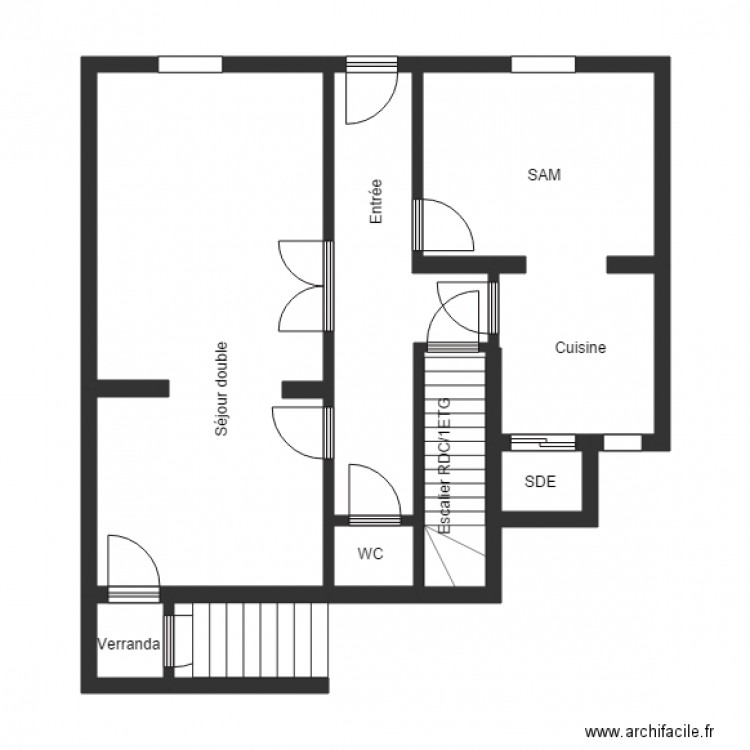 RE RDC. Plan de 0 pièce et 0 m2