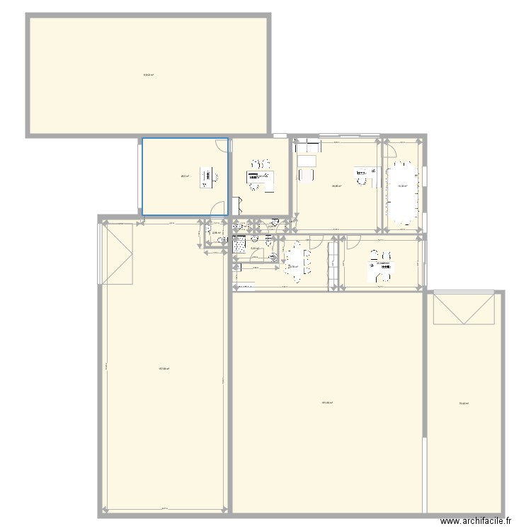 Batiment Cournon Aménagé. Plan de 0 pièce et 0 m2