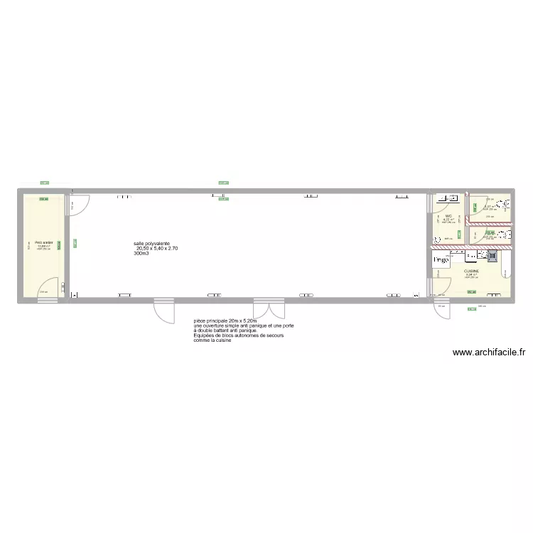 SALLE POLYVALENTE AVEC CUISINE ET WC. Plan de 