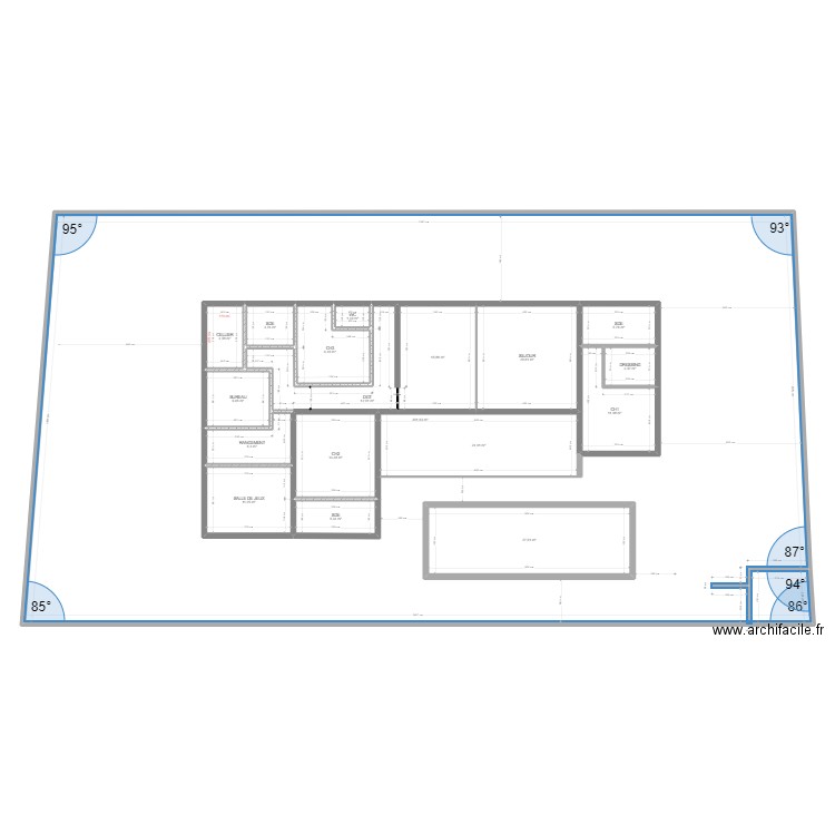 MAISON MESURE 5 MAI. Plan de 18 pièces et 794 m2